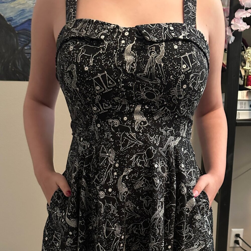 🖤 Black Zodiac Constellation Dress | Sweetheart Neckline | Size S/M
